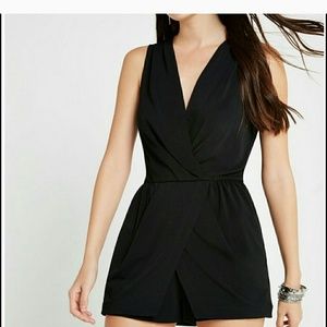 BCBGENERATION Black Romper